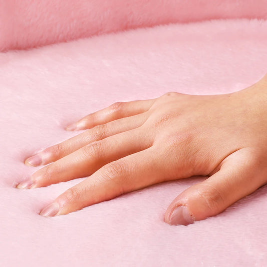 All-Season Plush Pet Bed - Windproof, Elastic Kennel Mat for Dogs & Cats - BeeTrendyShop.COM