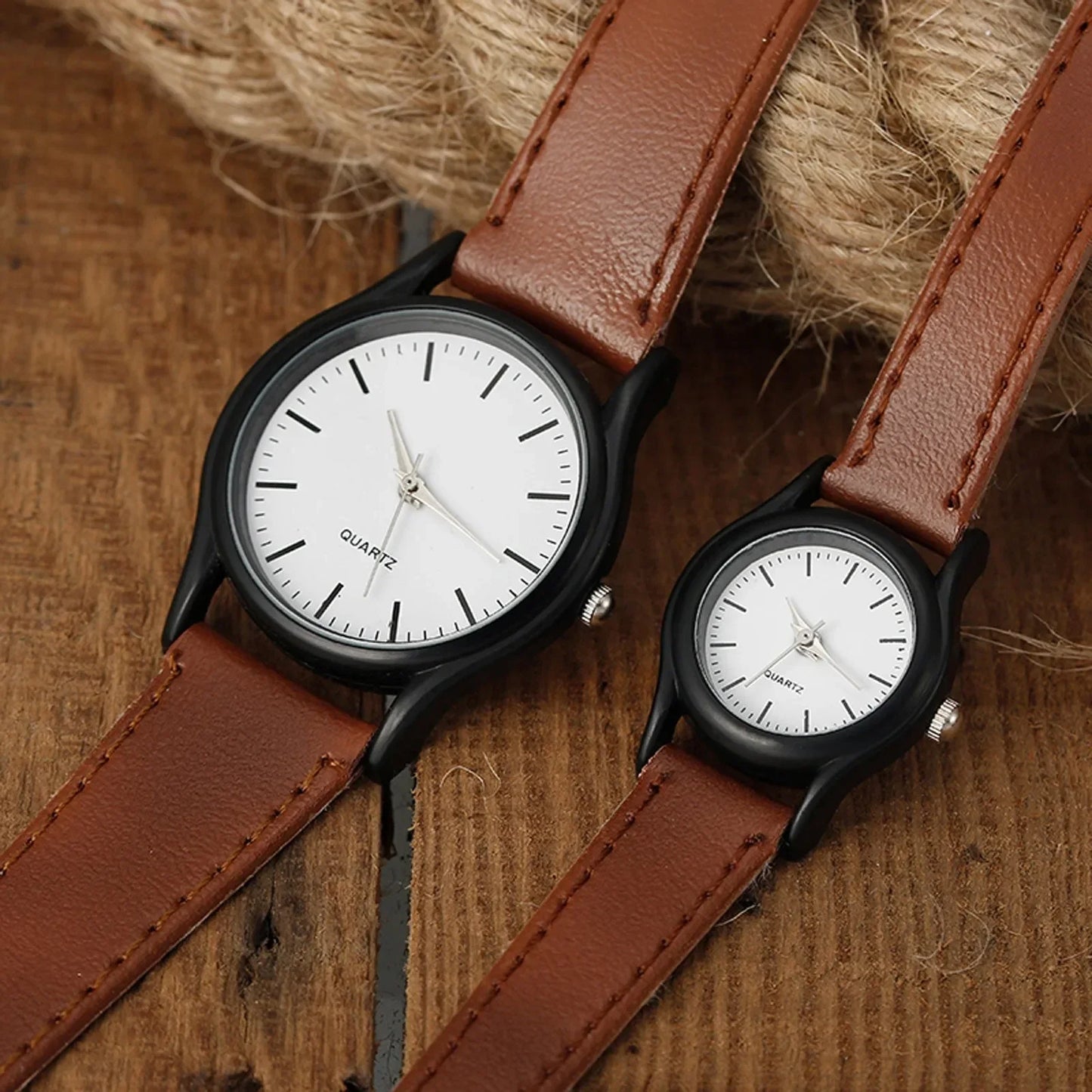 2024 New Couples Watches Leather Strap Minimalist Fashion Quartz Wristwatches Multiple Colors for Loved Ones Gift parejas reloj