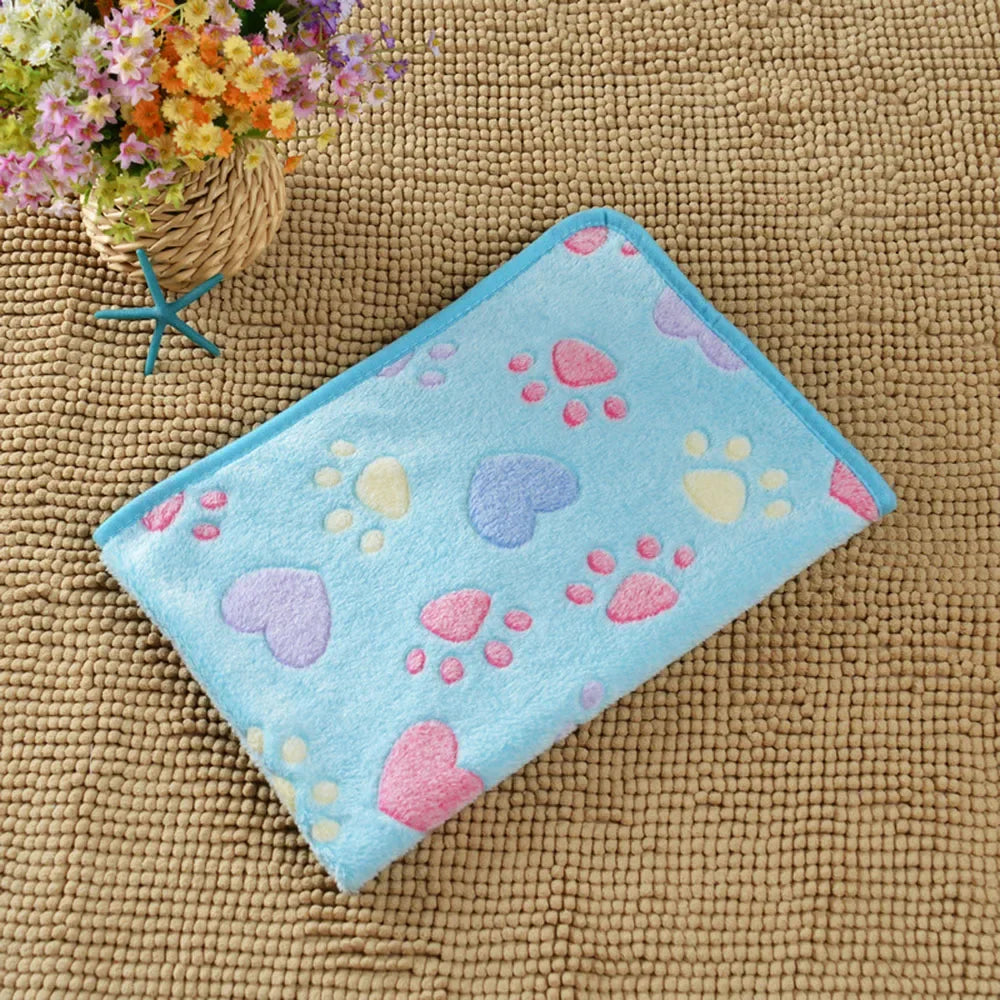 Cozy Fleece Pet Blanket - Soft Sleeping Mat for Dogs & Cats
