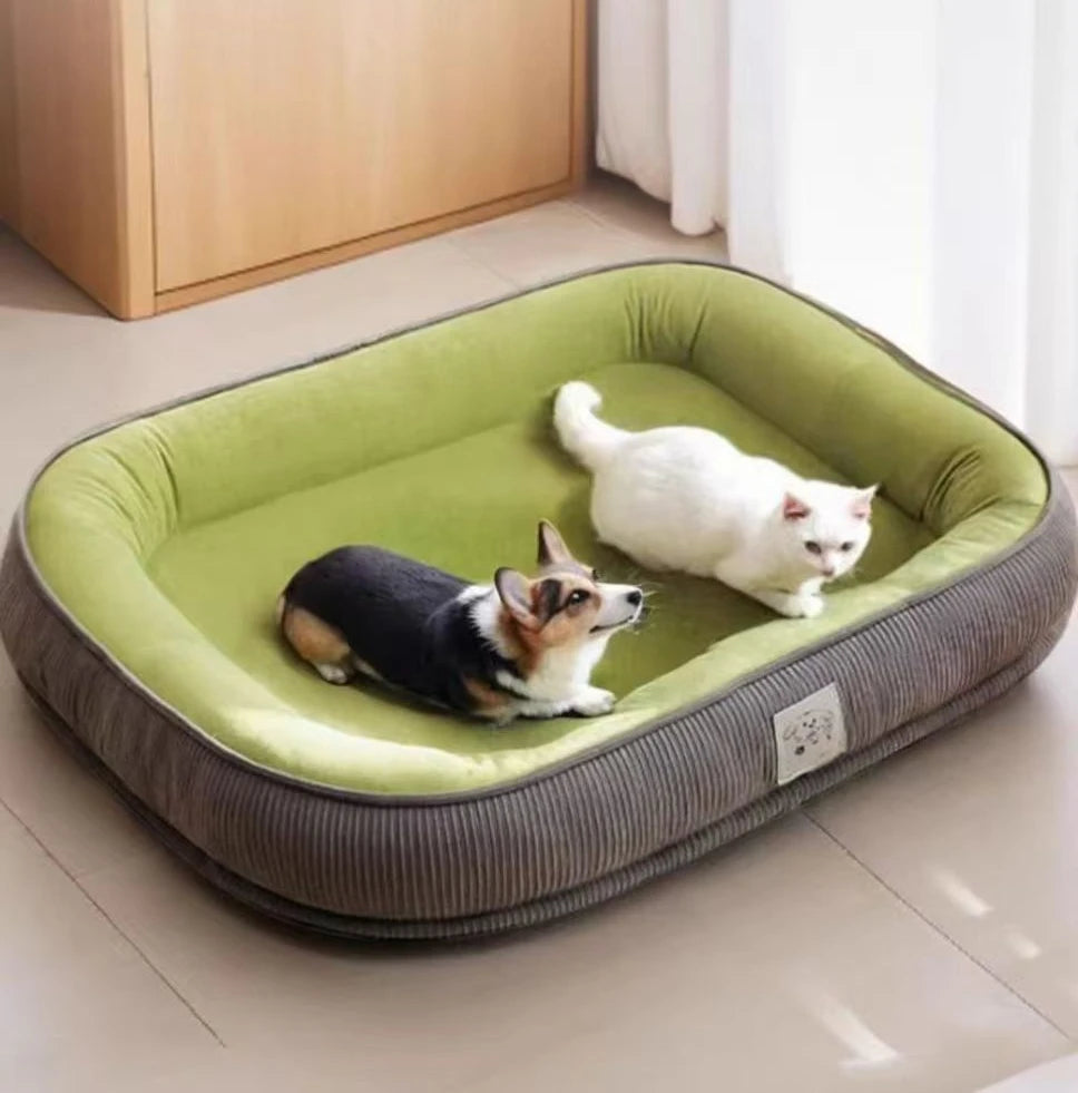 4-Season Removable Pet Kennel Mat - Winter Warm Bed for Dogs & Cats