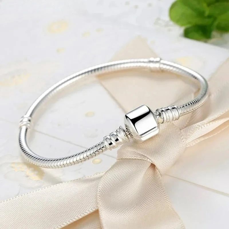 Handmade Original Fine Jewelry Charm Bracelet Soft Smooth Snake Bone Bracelets for Women