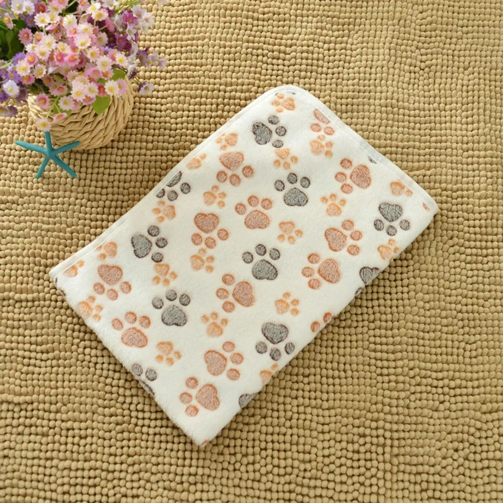 Cozy Fleece Pet Blanket - Soft Sleeping Mat for Dogs & Cats