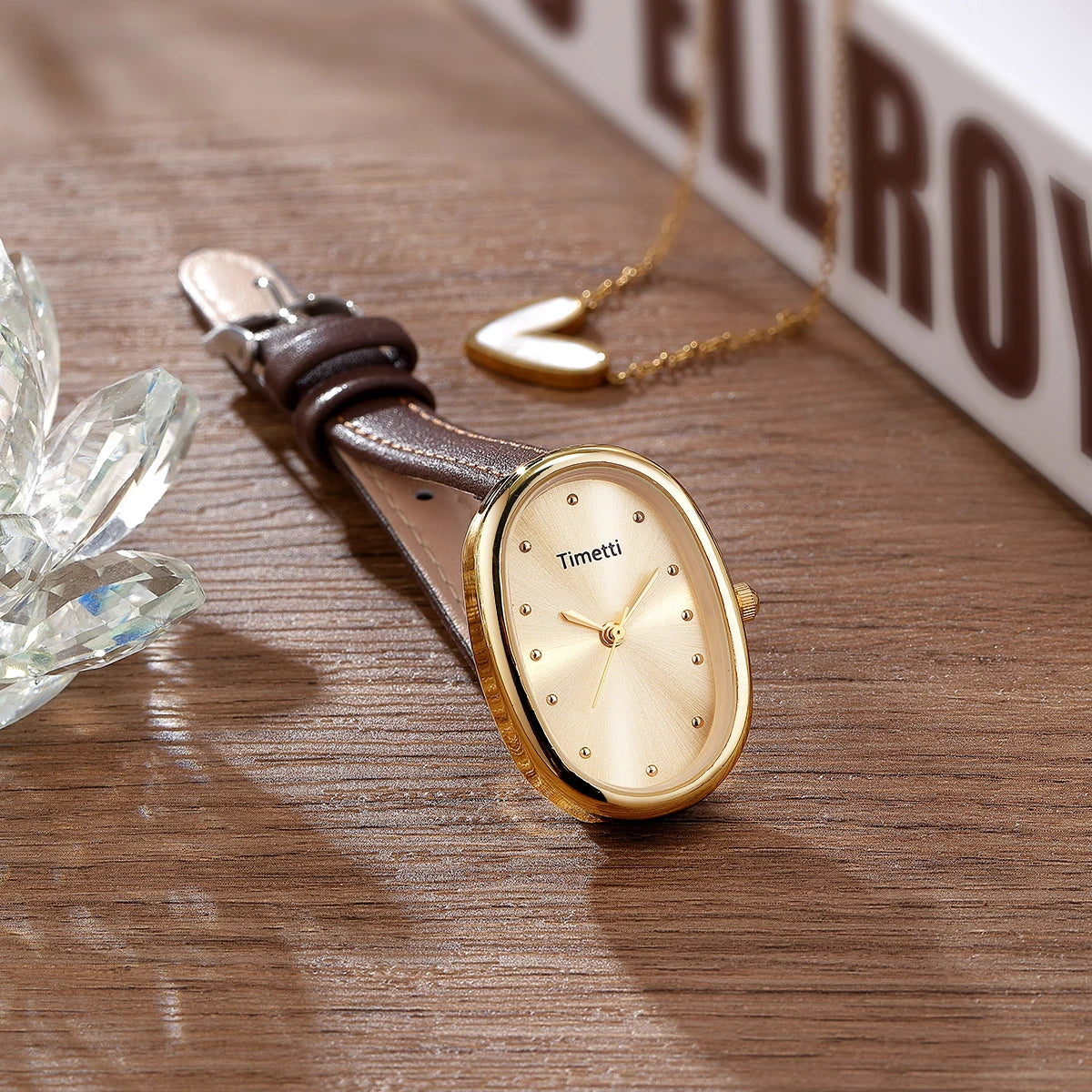 1 Piece of Women's Literary Belt Casual Retro Small Square Quartz Watch Suitable for Daily Wear