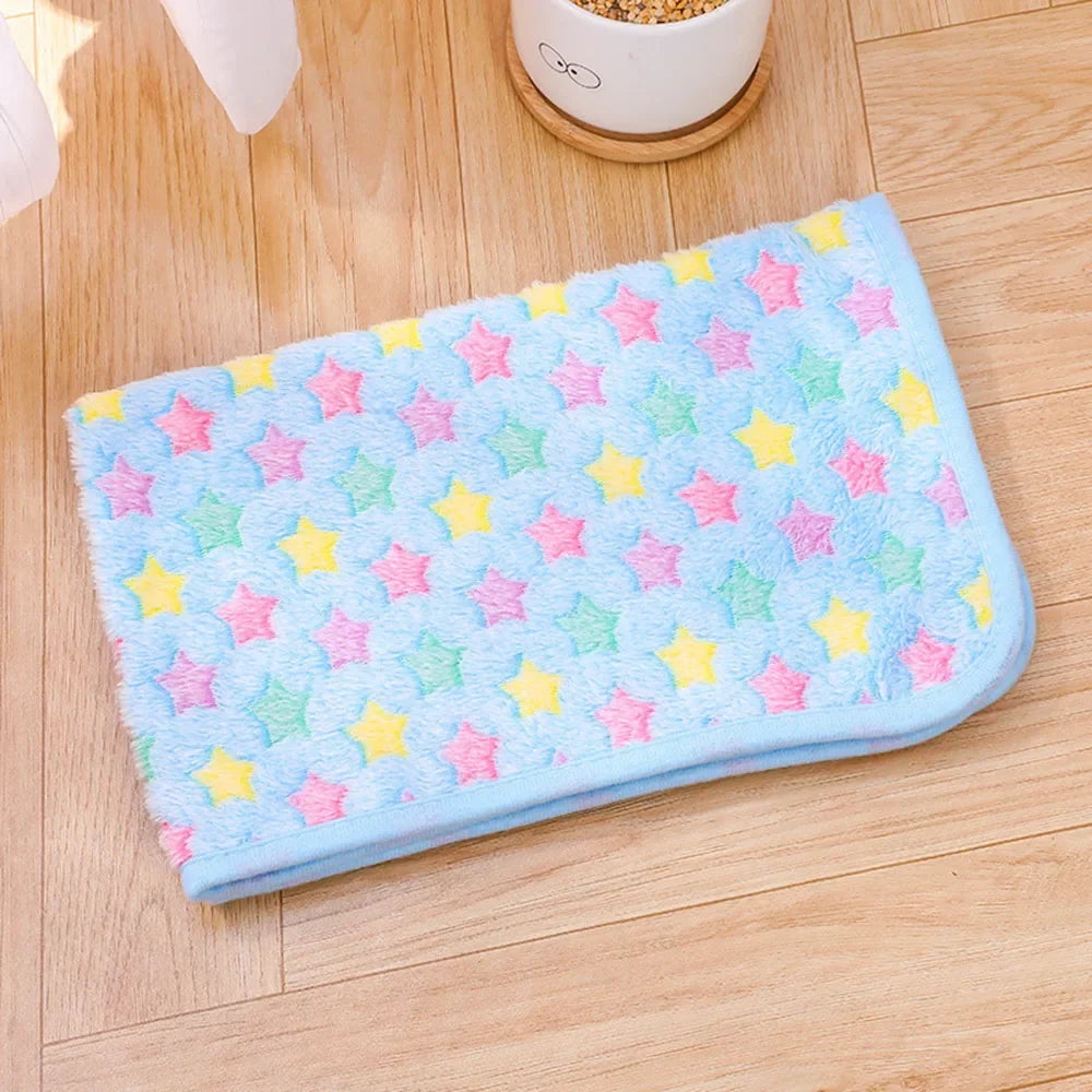 Cozy Fleece Pet Blanket - Soft Sleeping Mat for Dogs & Cats