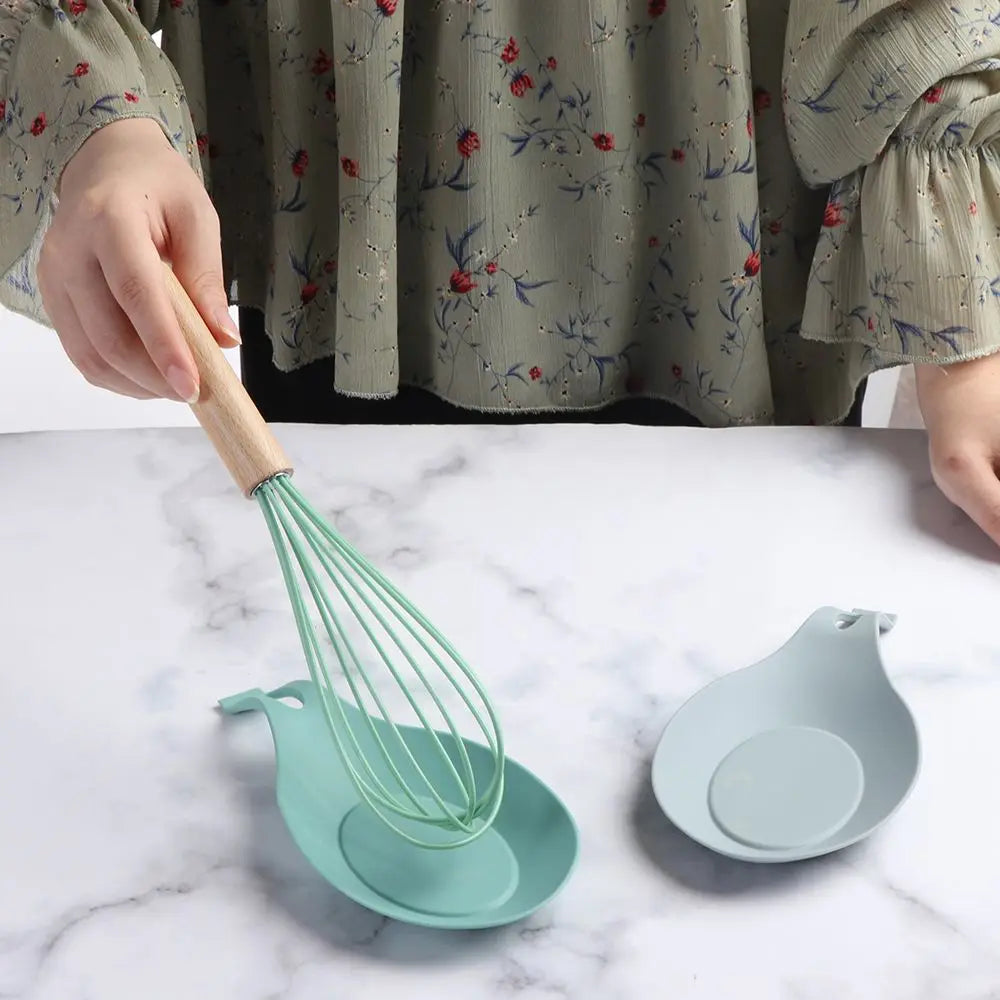 Silicone Spoon Holder Rest Pad Kitchen Utensils Spatula Eggbeater Heat Resistant Placemat Tray Insulation Mats Kitchen Tools