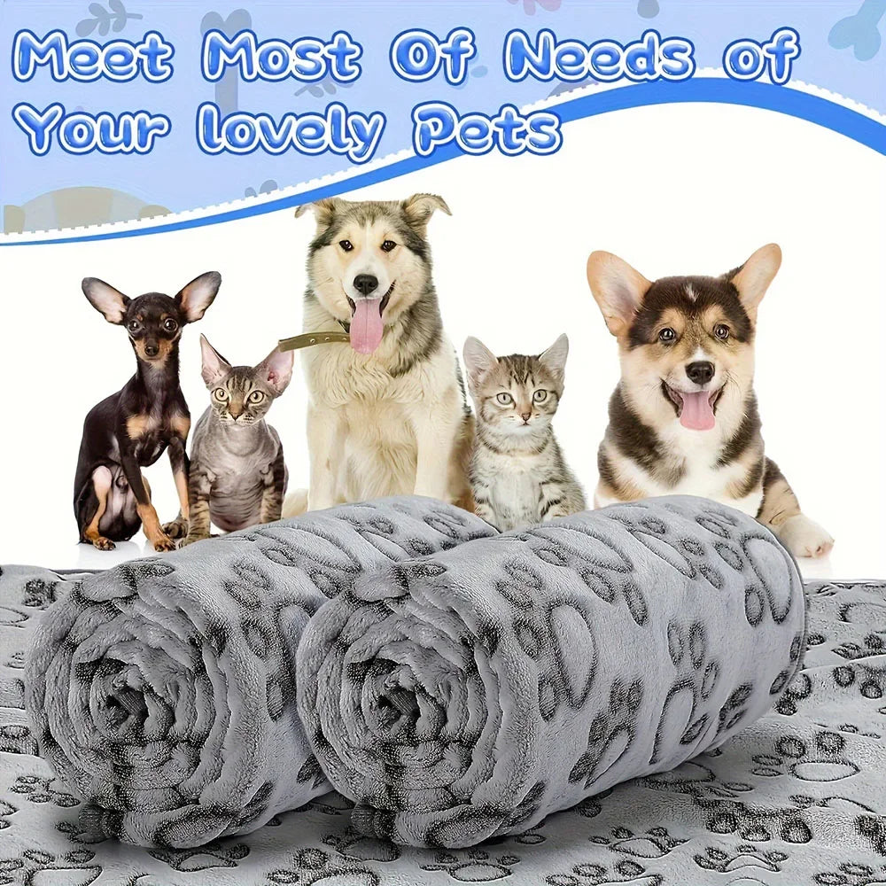Cozy Fleece Pet Blanket - Soft Sleeping Mat for Dogs & Cats