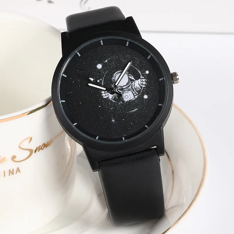 Minimalist Unisex Watch for Men Women Couple Simple Style Unique Dial Quartz Wristwatch Male Female Unique Pointer Wrist Clock