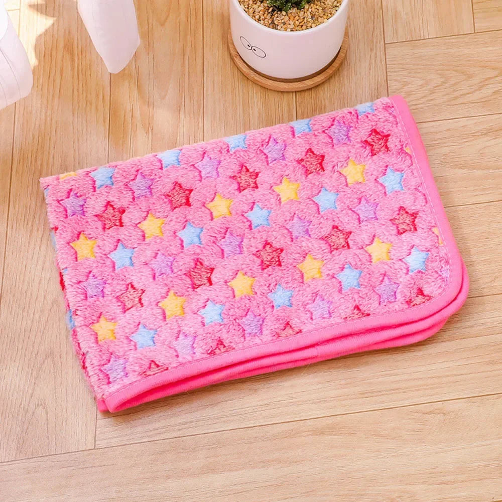 Cozy Fleece Pet Blanket - Soft Sleeping Mat for Dogs & Cats