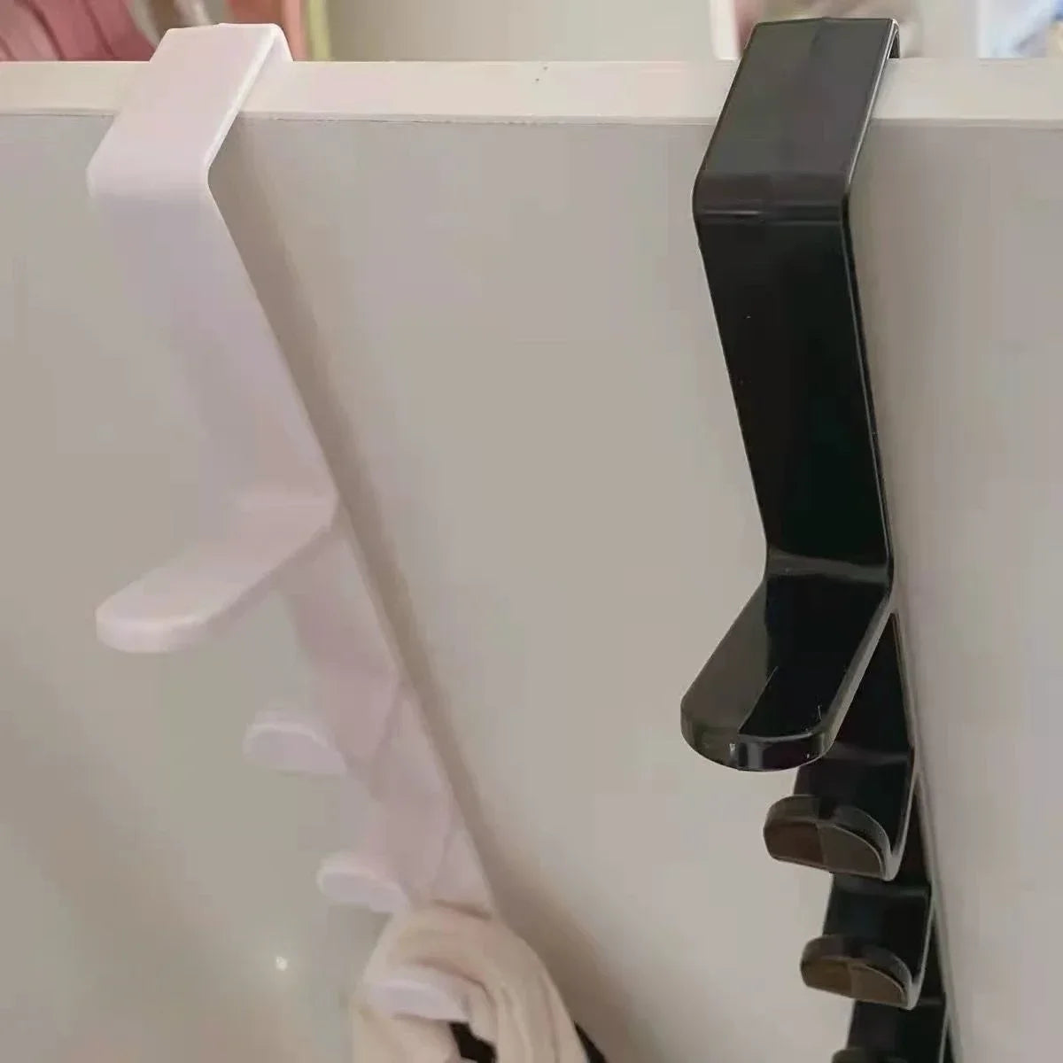 1pcs Plastic Hook Cabinet Door Hanging Rack Gadgets Holders Desk Shelves Kitchen Utensils Storage Organizer Bathroom Accessories