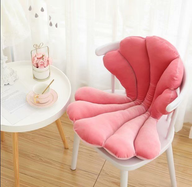 Luxurious Velvet Shell Chair Cushion 75x50cm – Unique Rose Seat Pillow for Restaurant, Girly Room & Home Decor