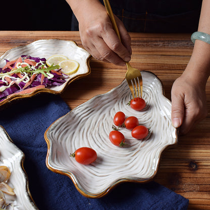 Shell-Shaped Ceramic Serving Plate – Creative Decorative Dish for Snacks & Appetizers