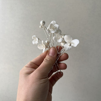 Ceramic Flower Pearl Hairpin – Elegant Bridal Hair Plug for Women