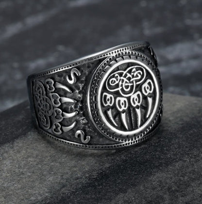 Stainless Steel Bear Paw Veles Ring – Viking Handcrafted Jewelry