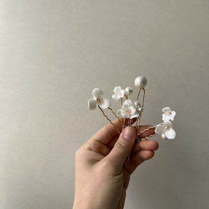 Ceramic Flower Pearl Hairpin – Elegant Bridal Hair Plug for Women