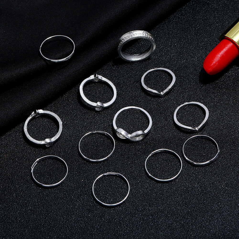 Metal Silver Ring Set – Minimalist Stackable Jewelry for Women