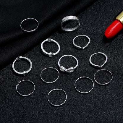 Metal Silver Ring Set – Minimalist Stackable Jewelry for Women