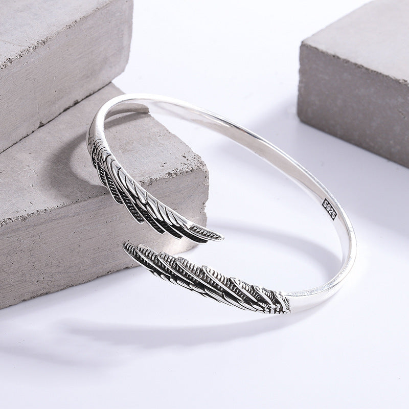 Love Couple Angel Wings Silver Ring – Romantic Jewelry for Women