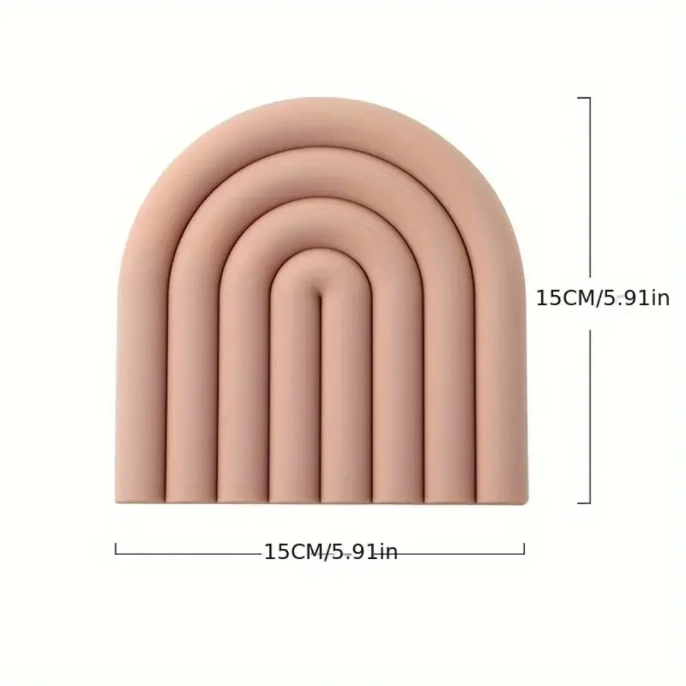 Cloud-Shaped Silicone Coasters – Multi-Color Heat-Resistant Non-Slip Kitchen Trivets & Table Mats