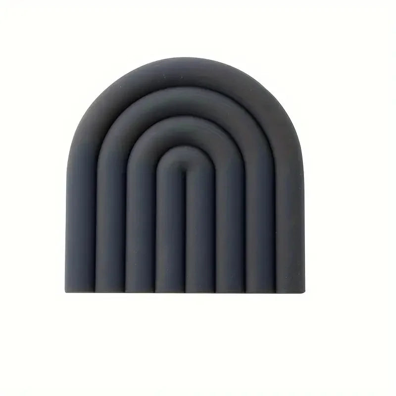 Cloud-Shaped Silicone Coasters – Multi-Color Heat-Resistant Non-Slip Kitchen Trivets & Table Mats