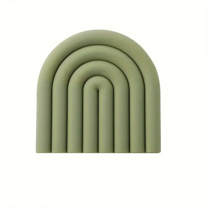 Cloud-Shaped Silicone Coasters – Multi-Color Heat-Resistant Non-Slip Kitchen Trivets & Table Mats