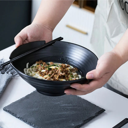 Japanese Noodle Bowl with Spoon Set – Retro Dinnerware for Ramen, Rice & Soup