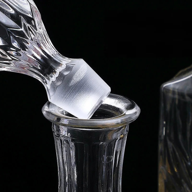 Square Crystal Whiskey Decanter – 500-850ml Glass Liquor Bottle