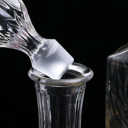 Square Crystal Whiskey Decanter – 500-850ml Glass Liquor Bottle