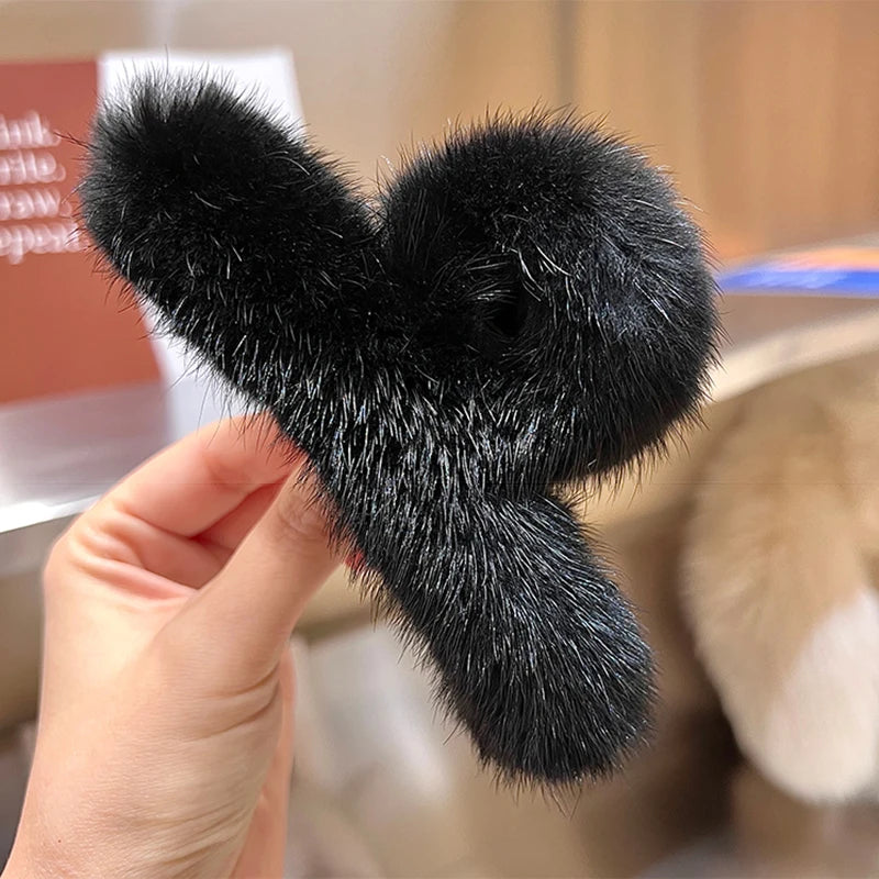 Faux Fur Ponytail Hair Claw Clip – Fluffy Shark Clip for Women & Girls