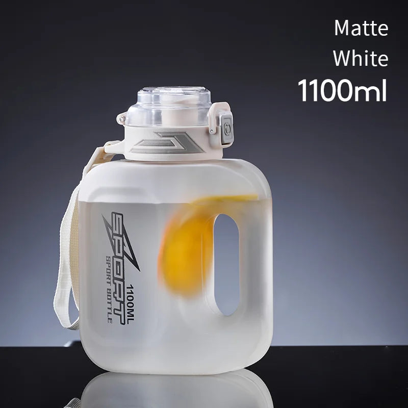 Large Capacity Portable Sports Kettle elegant
