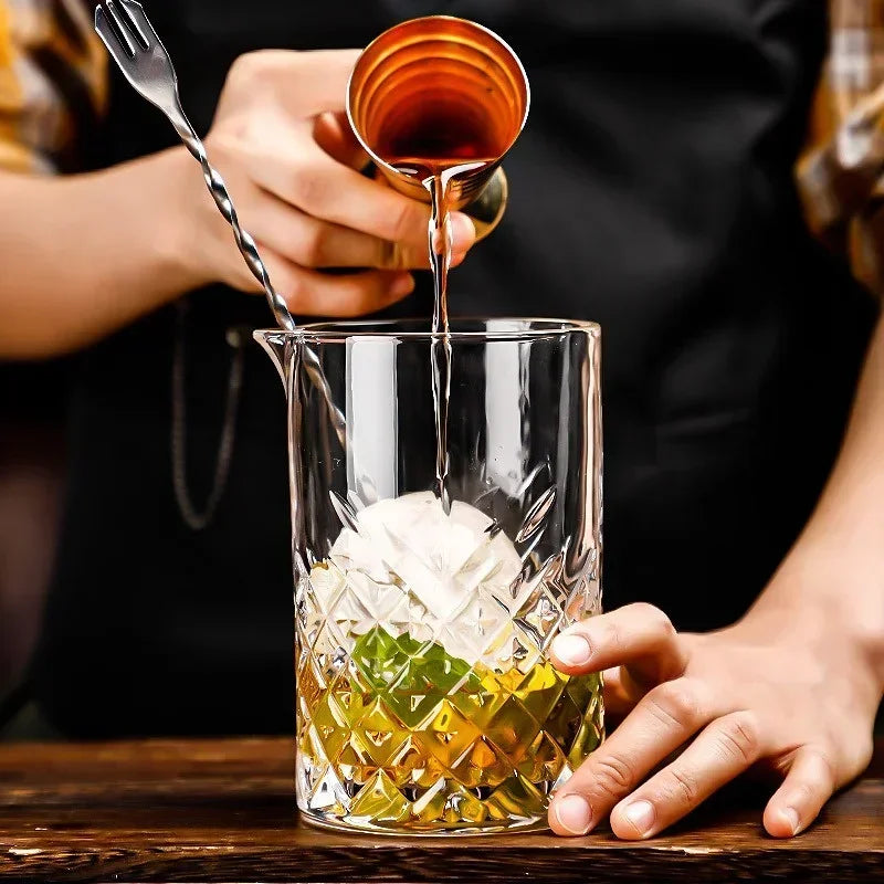 700ml Professional Cocktail Shaker – Bartender Whiskey Mixing Cup & Bar Tool