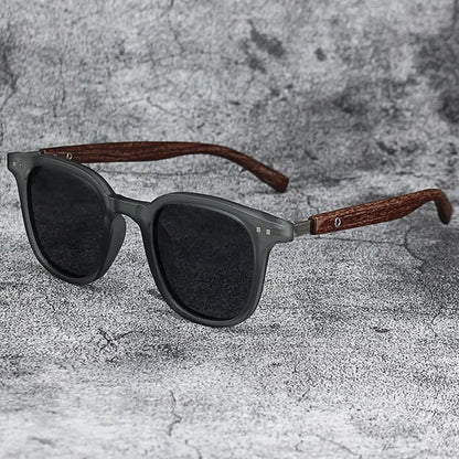 Retro Wood Grain Sunglasses – UV400 Square Frame for Men & Women