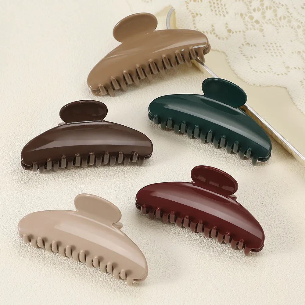 11CM Large Hair Claw Clip – Simple Plastic Crab Clamp for Women & Girls