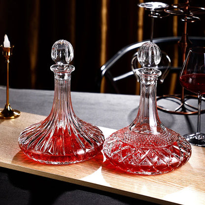 Hammer Pattern Crystal Whisky Decanter – 1100ml with Cover