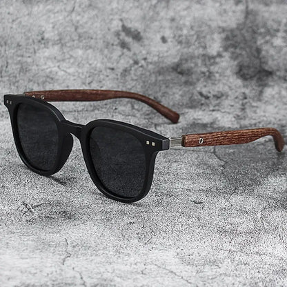 Retro Wood Grain Sunglasses – UV400 Square Frame for Men & Women