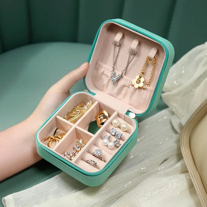 Portable Mini Jewelry Storage Box for Travel – Compact Organizer for Rings, Earrings & Necklaces