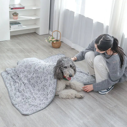 Paws Pattern Pet Blanket - Soft Fluffy Travel Mat & Bed for Cats and Dogs - BeeTrendyShop.COM