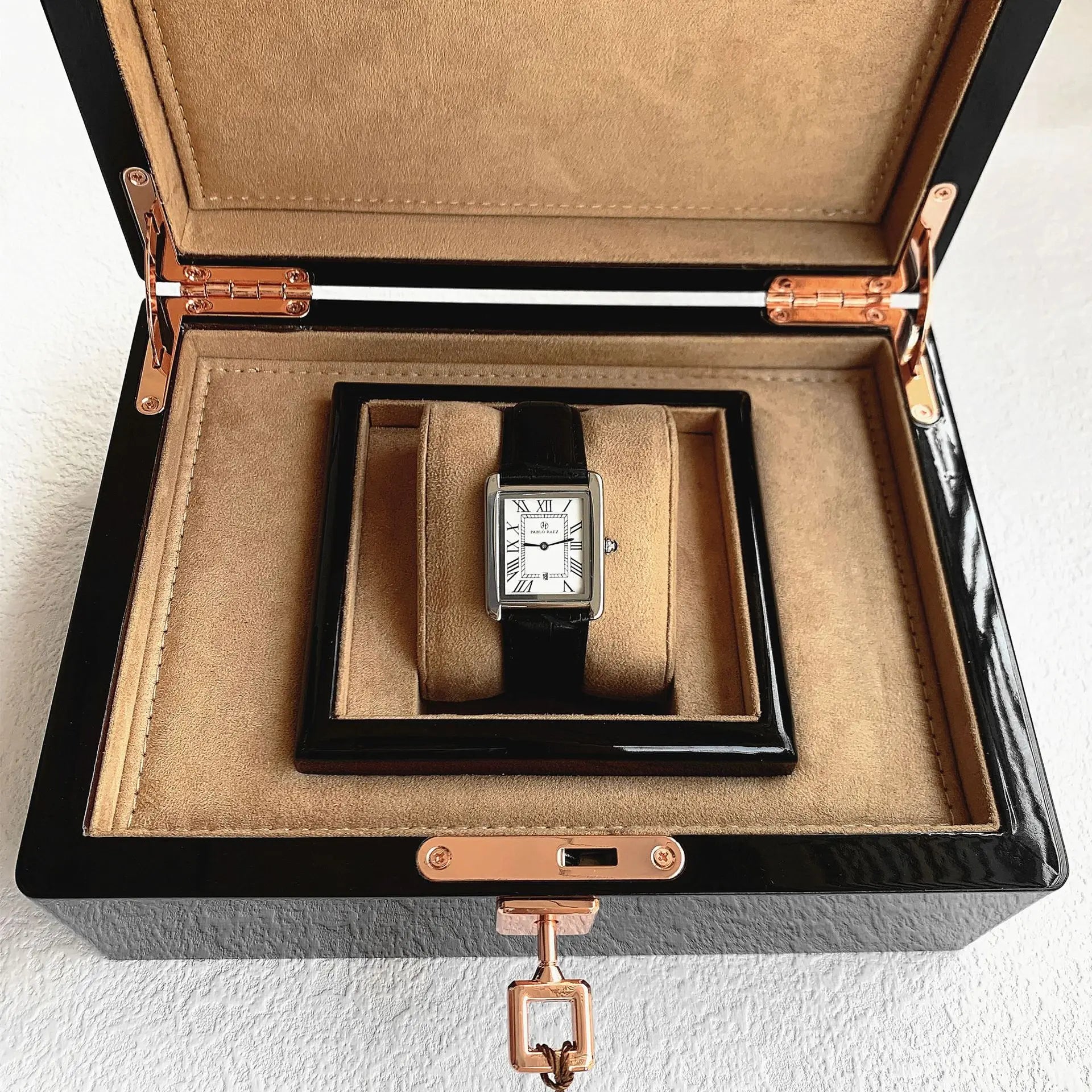 Men Watch Business Retro Classical Calendar Light Luxury Brand Belt Waterproof Male Fashion Quartz Clock Watches Gift - BeeTrendyShop.COM