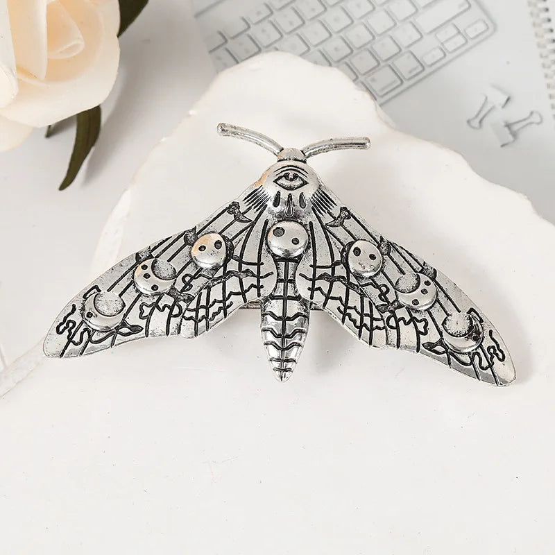 Moth Hair Clip – Vintage Gothic Halloween Hair Pin for Women