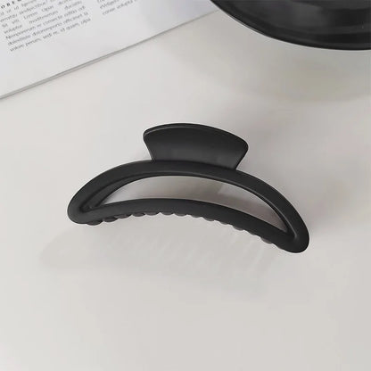 Elegant Black Geometric Hair Claw Clip – Toothed Hairpin for Women
