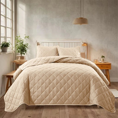 Soft All-Season Queen Quilt Bedding Set – Lightweight Coverlet with Pillow Shams