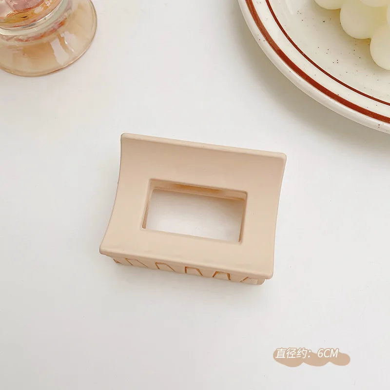 Large Acrylic Hair Claw Clip – Korean Style Coffee Color Hairpin for Women & Girls