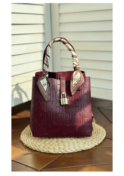 CH Large Capacity Handbag Luxury Brand Temperament Letter Print with Lock Design 2025 Trendy Women's Crossbody Bag - BeeTrendyShop.COM