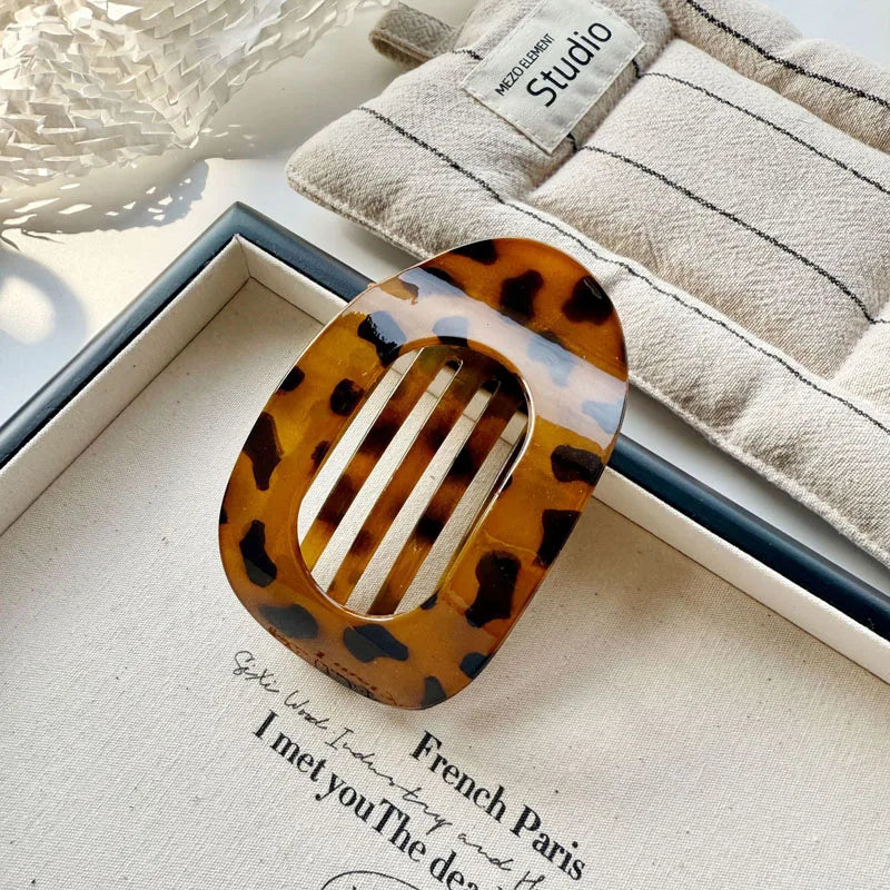 Flat Hair Claw Clip – French Korean Style Leopard Top Clip for Women