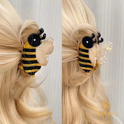 Cute Bee Hair Claw Clip – Diamond-Studded Animal Hairpin for Women