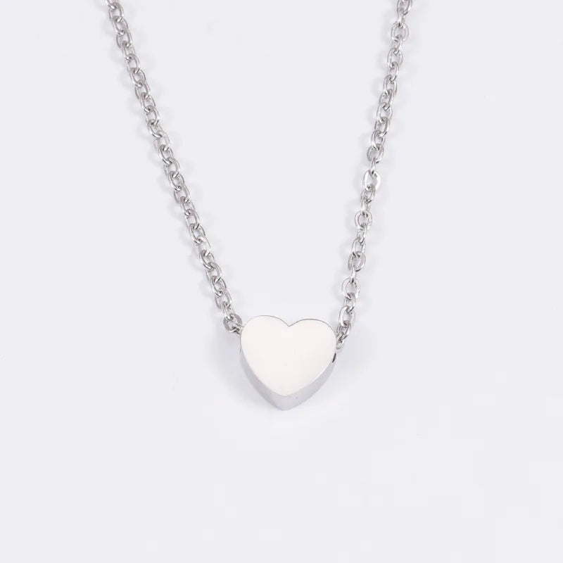 Minimalist Tiny Heart Love Necklace – Dainty Clavicle Chain