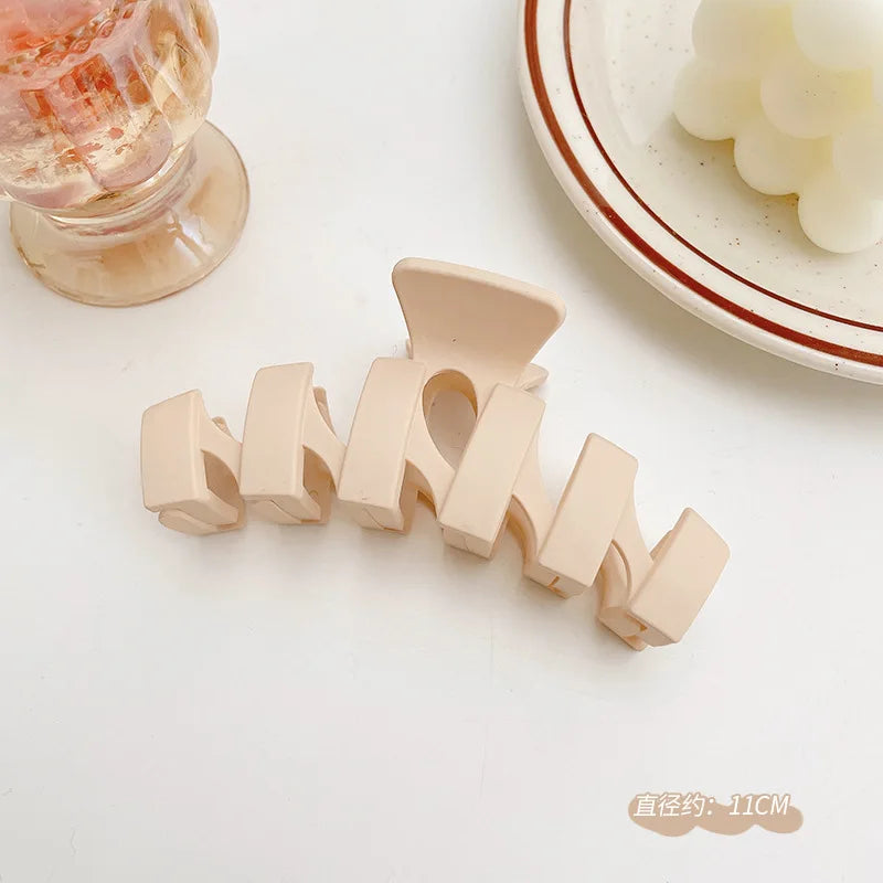 Large Acrylic Hair Claw Clip – Korean Style Coffee Color Hairpin for Women & Girls