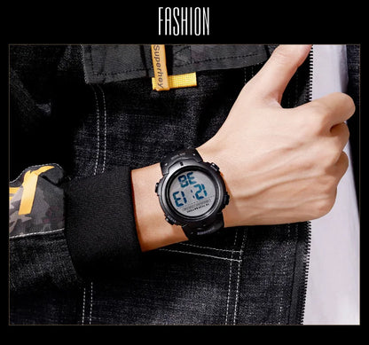 Men's Outdoor Digital Watch – 100M Waterproof, LED, 10-Year Battery, Alarm & Date Display