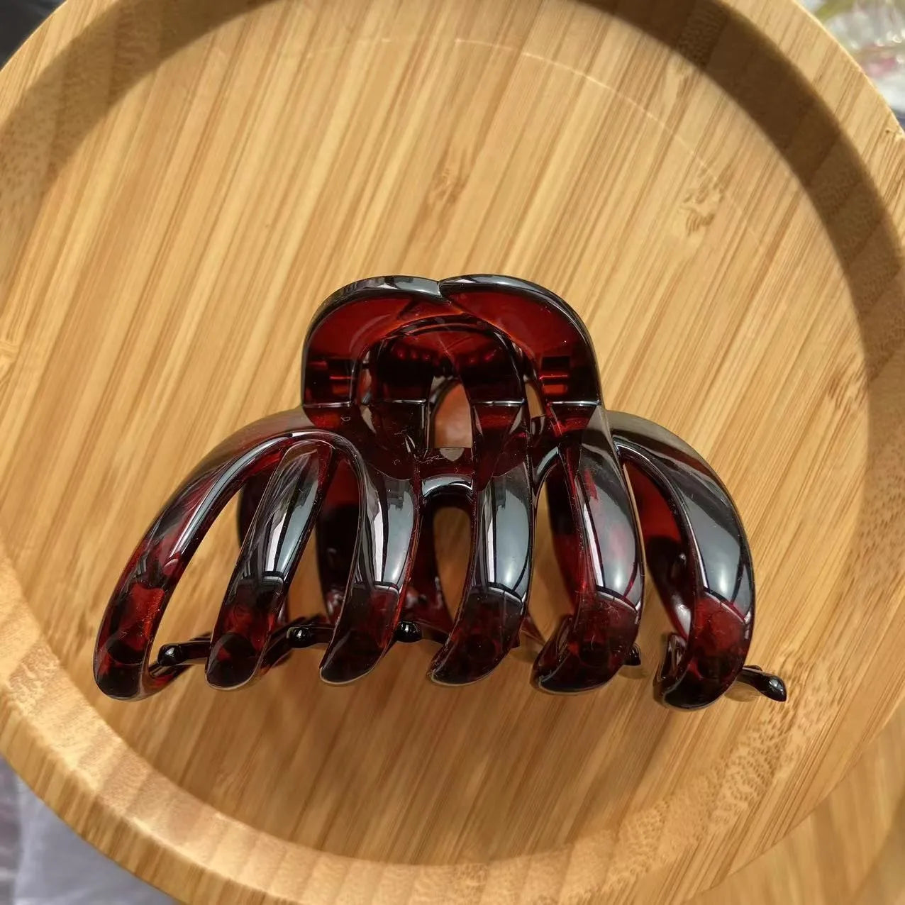 Large Hollow Out Hair Claw Clip – Plastic Crab Clamp for Women & Girls