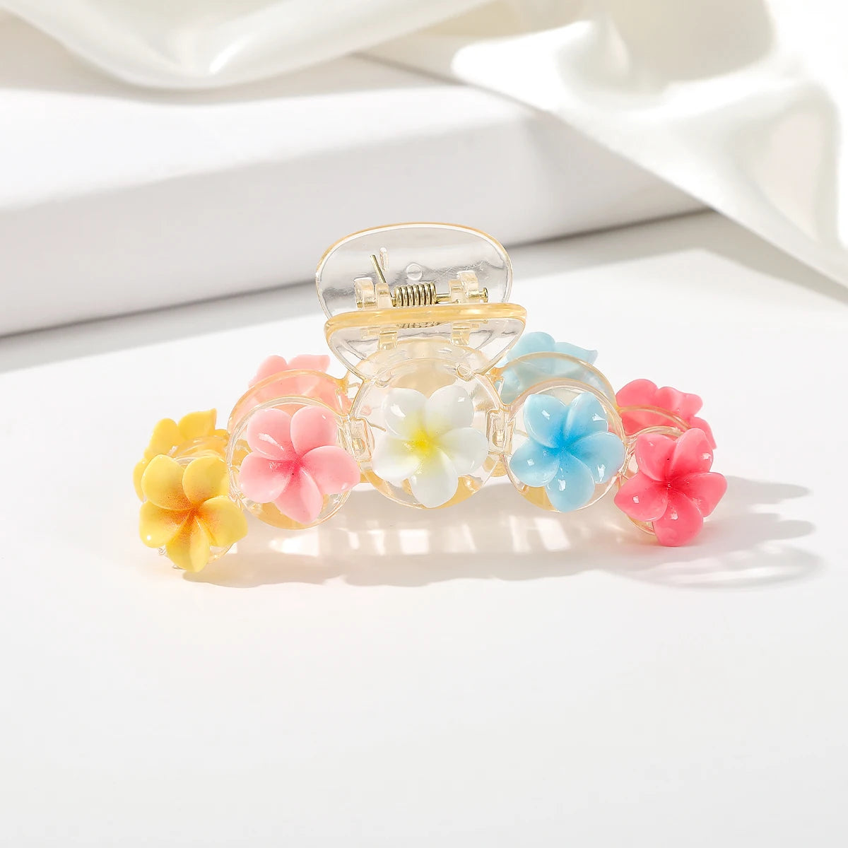 Sweet Flower Hair Claw Clip – Cute Ponytail Hairpin for Women