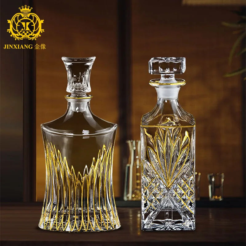 Crystal Red Wine Decanter with Gold Line – Whiskey & Liquor Dispenser Jug